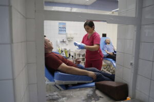 Dawców nagradzali voucherami na mecze - Radio Kielce Dawców nagradzali voucherami na mecze