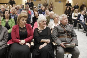 Świadkowie historii uhonorowani - Radio Kielce