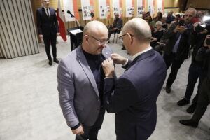 Świadkowie historii uhonorowani - Radio Kielce