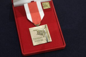 Świadkowie historii uhonorowani - Radio Kielce