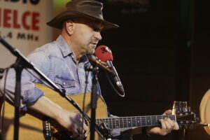 Koncert Macieja Jóźwika w Studiu Gram Radia Kielce - Radio Kielce