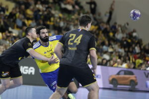 Industria rozbiła Azoty w meczu Orlen Superligi - Radio Kielce