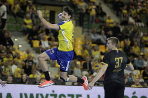 Industria rozbiła Azoty w meczu Orlen Superligi - Radio Kielce