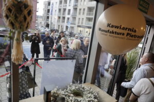 Otwarto kawiarnię, w której pracują osoby niepełnosprawne - Radio Kielce Otwarto kawiarnię, w której pracują osoby niepełnosprawne