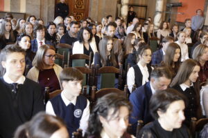 Uczniowie wyróżnieni w dyktandzie niepodległościowym - Radio Kielce