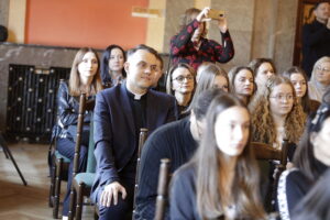 Uczniowie wyróżnieni w dyktandzie niepodległościowym - Radio Kielce