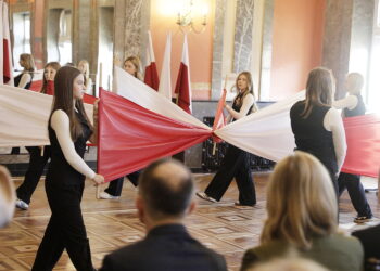 19.11.2025. Kielce, WDK. Gala finałowa XIII Ogólnopolskiego Dyktanda Niepodległościowego. / Fot. Jarosław Kubalski - Radio Kielce