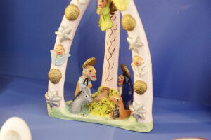 03.12.2025. Kielce. Wystawa „Święta bez choinki? Czyste kpinki...” / Fot. Wiktor Taszłow - Radio Kielce