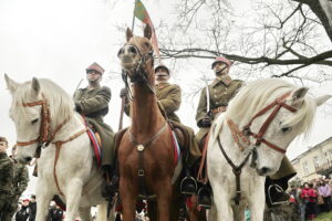 Kielce. Święto Niepodległości. Uroczystości na Placu Wolności - Radio Kielce