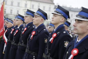 Kielce. Święto Niepodległości. Uroczystości na Placu Wolności - Radio Kielce