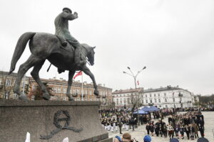 Kielce. Święto Niepodległości. Uroczystości na Placu Wolności - Radio Kielce