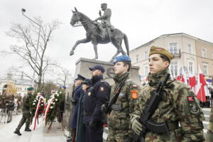 Kielce. Święto Niepodległości. Uroczystości na Placu Wolności - Radio Kielce