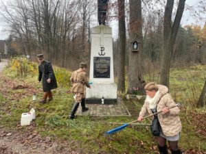 Poległych przykrył zielony nalot niepamięci - Radio Kielce Poległych przykrył zielony nalot niepamięci - Radio Kielce