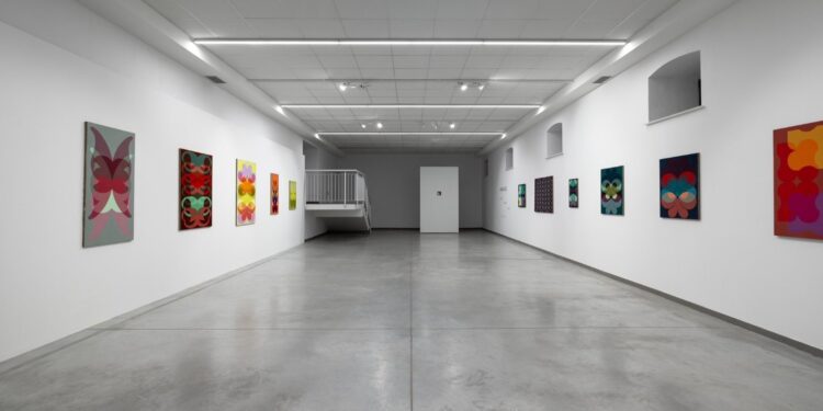 Duże zainteresowanie ostrowieckim Jesiennym Salonem Sztuki - Radio Kielce Duże zainteresowanie ostrowieckim Jesiennym Salonem Sztuki