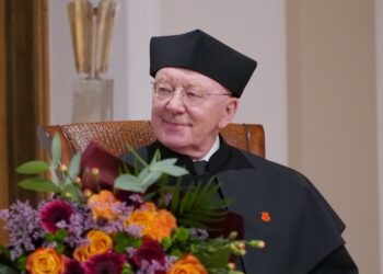 Marek Żebrowski doktorem honoris causa UJK