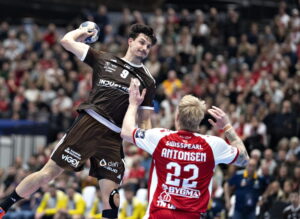 Liga Mistrzów. Wicemistrz na kolanach - Radio Kielce