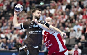 Liga Mistrzów. Wicemistrz na kolanach - Radio Kielce