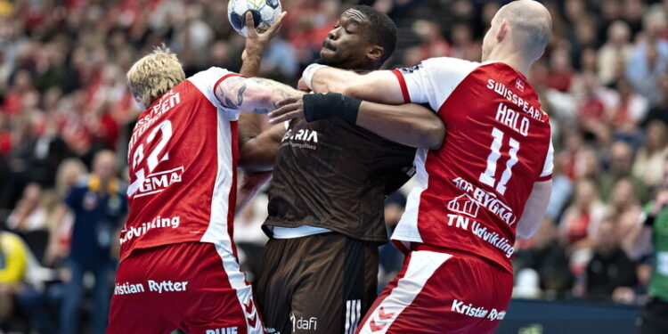 Liga Mistrzów. Wicemistrz na kolanach