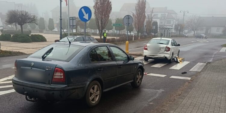 10.11.2025. Połaniec. Potrącenie rowerzystki na pasach / Fot. KPP Staszów