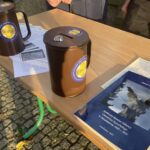 02.11.2025. Sandomierz. Cmentarz katedralny. Kwesta / Fot. Grażyna Szlęzak-Wójcik - Radio Kielce