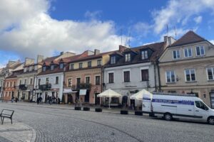 18.11.2025. Sandomierz. Starówka, Rynek / Fot. Grażyna Szlęzak-Wójcik - Radio Kielce