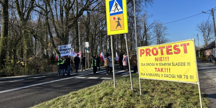 Utrudnienia na ważnej drodze. Powodem protest