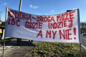 18.11.2025. Janowice. Protest mieszkańców / Fot. Marcin Marszałek - Radio Kielce