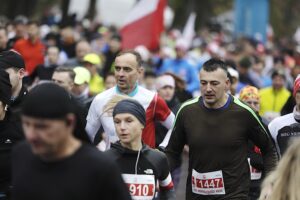 Setki osób pobiegło w Kielcach dla Niepodległej - Radio Kielce 09.11.2025. Kielce. Bieg Niepodległości / Fot. Jarosław Kubalski - Radio Kielce
