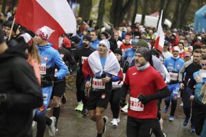 Setki osób pobiegło w Kielcach dla Niepodległej - Radio Kielce 09.11.2025. Kielce. Bieg Niepodległości / Fot. Jarosław Kubalski - Radio Kielce