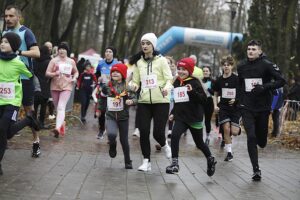 Setki osób pobiegło w Kielcach dla Niepodległej - Radio Kielce 09.11.2025. Kielce. Bieg Niepodległości / Fot. Jarosław Kubalski - Radio Kielce
