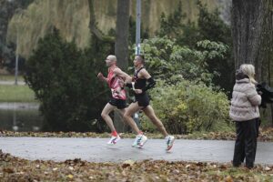 Setki osób pobiegło w Kielcach dla Niepodległej - Radio Kielce 09.11.2025. Kielce. Bieg Niepodległości / Fot. Jarosław Kubalski - Radio Kielce