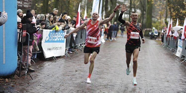 09.11.2025. Kielce. Bieg Niepodległości / Fot. Jarosław Kubalski - Radio Kielce