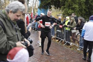 Setki osób pobiegło w Kielcach dla Niepodległej - Radio Kielce 09.11.2025. Kielce. Bieg Niepodległości / Fot. Jarosław Kubalski - Radio Kielce