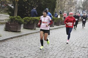 Setki osób pobiegło w Kielcach dla Niepodległej - Radio Kielce 09.11.2025. Kielce. Bieg Niepodległości / Fot. Jarosław Kubalski - Radio Kielce