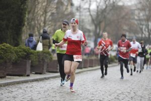 Setki osób pobiegło w Kielcach dla Niepodległej - Radio Kielce 09.11.2025. Kielce. Bieg Niepodległości / Fot. Jarosław Kubalski - Radio Kielce