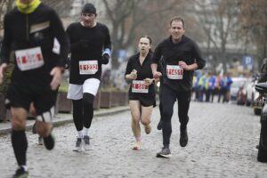 Setki osób pobiegło w Kielcach dla Niepodległej - Radio Kielce 09.11.2025. Kielce. Bieg Niepodległości / Fot. Jarosław Kubalski - Radio Kielce
