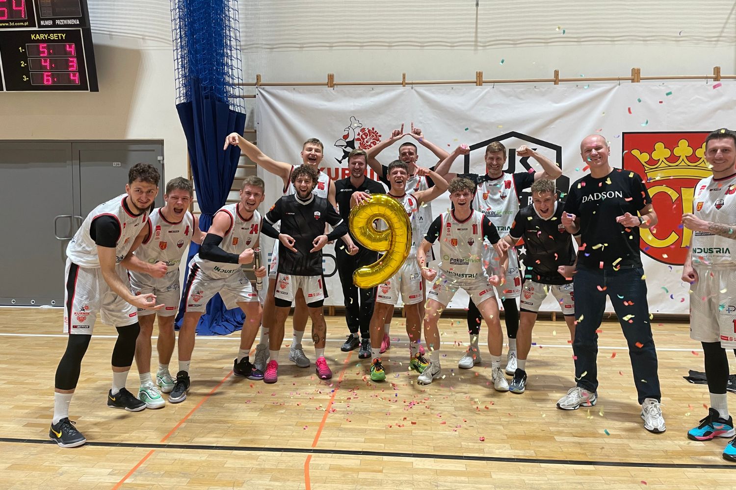 Dziewiąte zwycięstwo koszykarzy UJK w lidze