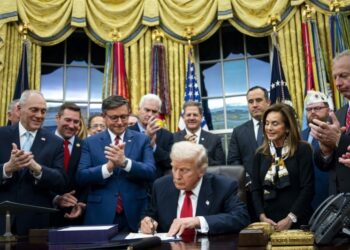 12.11.2025. USA. / Fot. EPA/BONNIE CASH / POOL Dostawca: PAP/EPA.