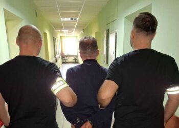 Oszust w rękach policji - Radio Kielce Oszust w rękach policji