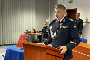 Nowi funkcjonariusze w świętokrzyskiej policji - Radio Kielce Nowi funkcjonariusze w świętokrzyskiej policji - Radio Kielce