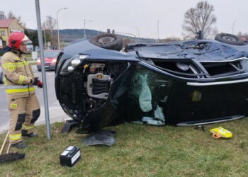 Groźna kolizja na ruchliwym skrzyżowaniu