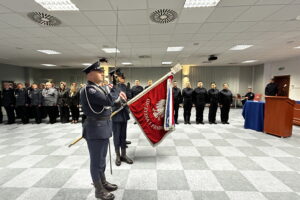 Nowi funkcjonariusze w świętokrzyskiej policji - Radio Kielce Nowi funkcjonariusze w świętokrzyskiej policji - Radio Kielce