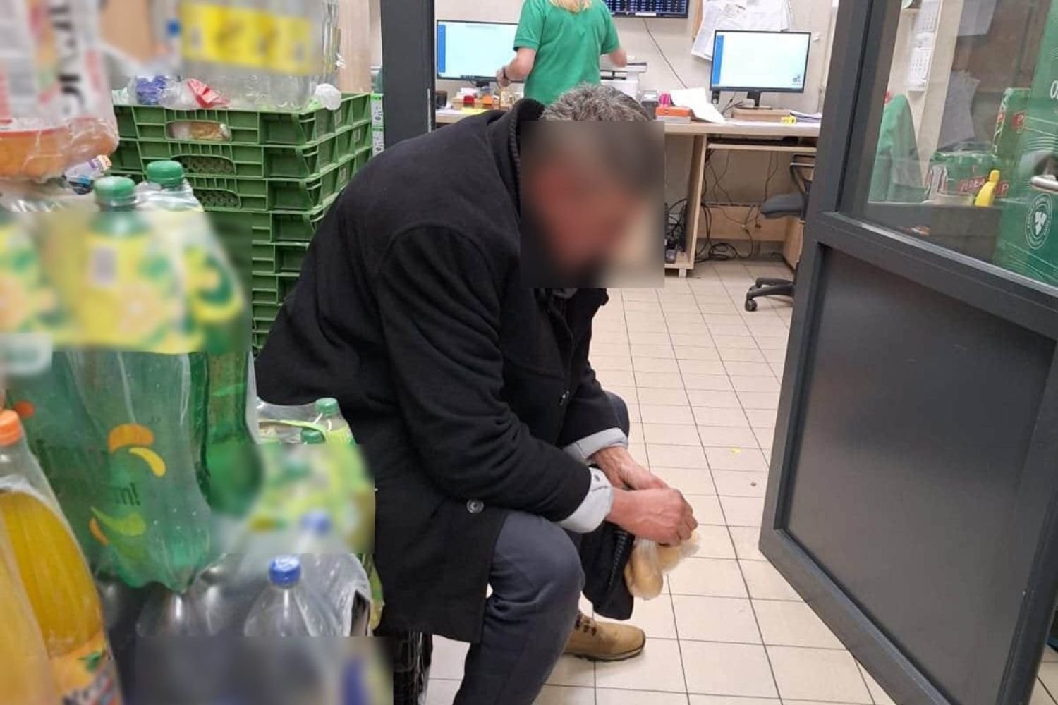 Ukradł alkohol ze sklepowej półki. Zatrzymał go policjant po służbie