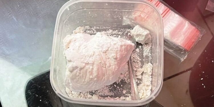 41-latek ze znaczną ilością narkotyków w rękach kieleckich policjantów - Radio Kielce Fot. Policja Świętokrzyska