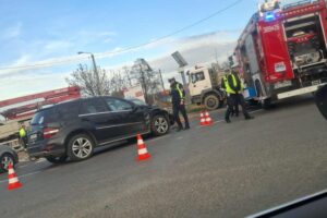 Wypadek na skrzyżowaniu. Do szpitala trafiło 7-miesięczne dziecko