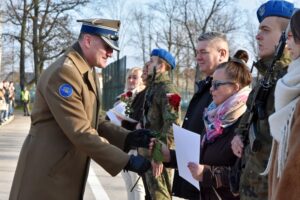 Kolejni żołnierze zasilili szeregi wojska - Radio Kielce 13.12.2025. Kielce. Centrum Przygotowań do Misji Zagranicznych. Przysięga wojskowa / Fot. kpt. Ewa Kózka, rzecznik prasowy CPdMZ