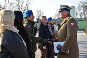 Kolejni żołnierze zasilili szeregi wojska - Radio Kielce 13.12.2025. Kielce. Centrum Przygotowań do Misji Zagranicznych. Przysięga wojskowa / Fot. kpt. Ewa Kózka, rzecznik prasowy CPdMZ