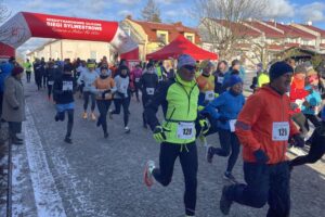 30.12.2025. Szydłów. 44. Uliczne Biegi Sylwestrowe / Fot. Kamil Król - Radio Kielce