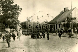 Historia kieleckich ulic. Krakowska Rogatka - Radio Kielce Kielce. Krakowska Rogatka. 1940 rok / źródło: fotopolska.eu