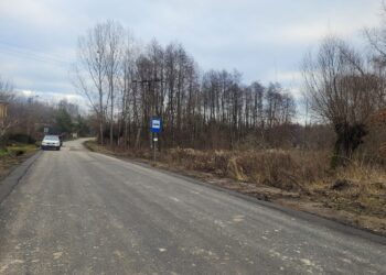 Pielaszów w gminie Wilczyce. Otwarcie po remoncie drogi powiatowej / Fot. Grażyna Szlęzak-Wójcik - Radio Kielce